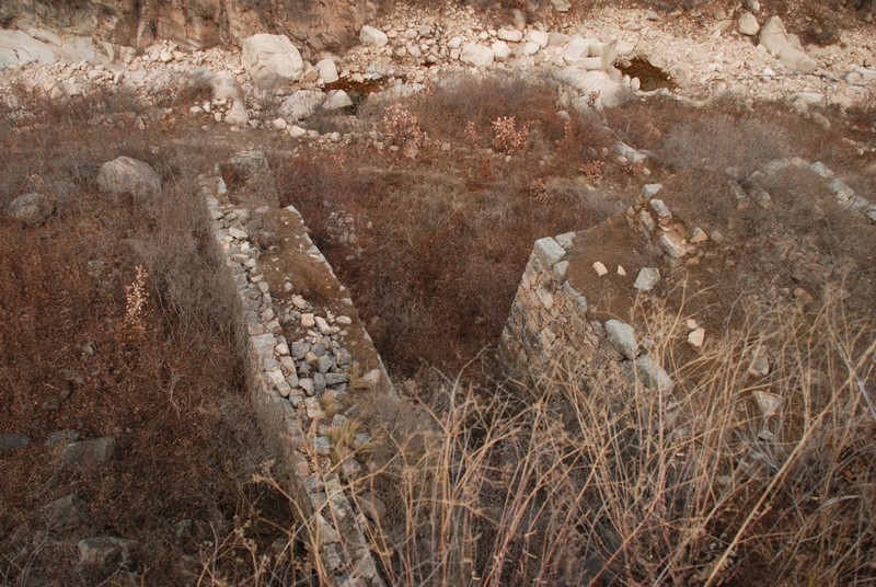 Great Wall Sections - Riverbed Photos